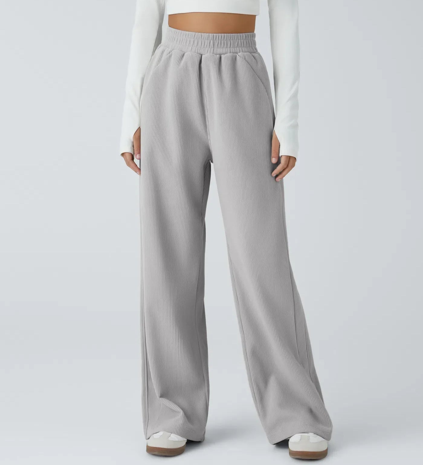 Zuzana | Ležérní rovné kalhoty z manšestru s vysokým pasem a kapsami