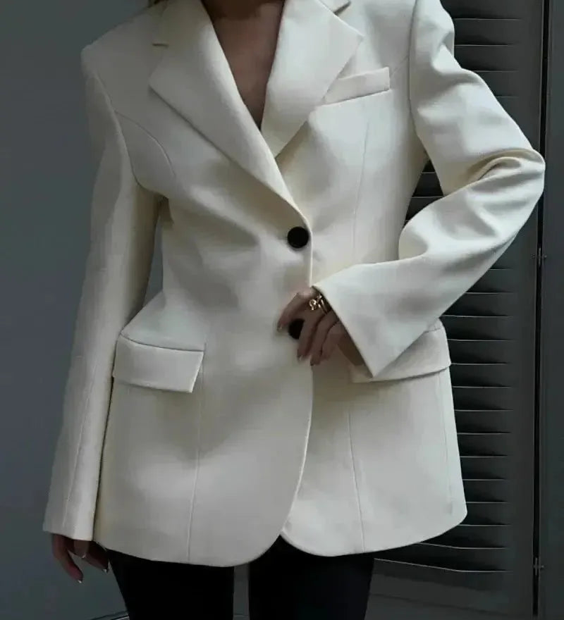 Élodie Grace – Dokonalé sako