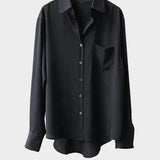 Camicia con taglio elegante e dettaglio moderno