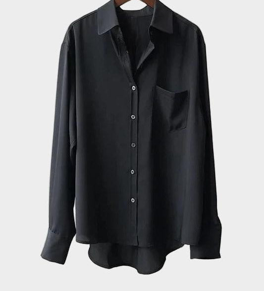 Camicia con taglio elegante e dettaglio moderno